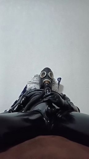 Must-share moment from "Catsuit 0.8mm jerk off pp"