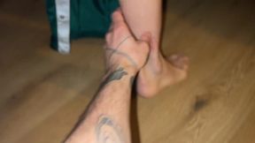 Finger my ass till I squirt! Real female orgasm close up