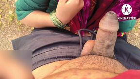 Desi Indian MILF Sucked a Dick Outside Hindi Sex