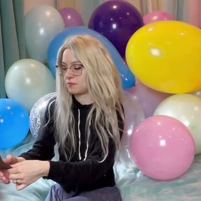 Blowing up over 25 Balloons then Nail Popping them All!