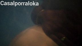 sexo dentro da picina que delicia