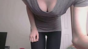 Cute amateur cam sweetie got rid of her lingerie to show tight titties