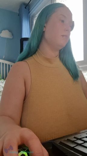 Teasing Tits Admin - Solo Girl