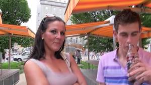 Czech Hunter: The Art of Seduction on a Bench