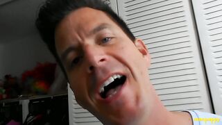 Sole Homo Jeff Burst dominatesbear with his manstick and foot fetish