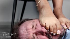 You deserve to have your face stomped and slapped (Full HD 1080p MP4)