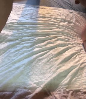 Paper Without Ass with Her 6 and a Half Cm Dildo and Tries a Prolapse