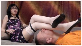 Young goddess learns to dominate using Her feet, vf0670x 1080p