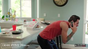 College Jock's Cooking Lesson Turns Into Passionate Highly Very First Fag Pound - DisruptiveFilms