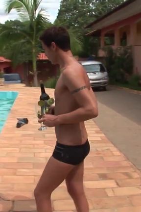 Exclusive video Bareback: Anal sex by the pool with two sexy and very horny guys