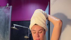 Member Model @luciamorris @Bouncing Boobs and #Shaved Pussy #Natural Big Tits #Naked #Solo xxx free | Tik.Porn