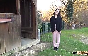 Melia rose, sodomie profonde dans la baignoire
