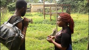 a footballer on vacation in africa makes the strange meeting of a mature woman and thanks in a tourist park, a visit which will very quickly shot a public fucking scene