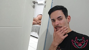 FUI VISITAR MEU AMIGO E PEGUEI ELE NO FLAGRA COM A ESPOSA