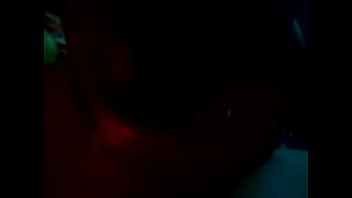 Thail&auml_ndern bl&auml_asst T&uuml_rksiche schwanz