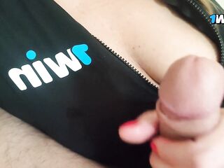 PAWG uwielbia bawić się jego kutasem w słoneczny porannek - Anal POV 4k