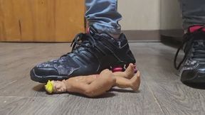Chrissy shox trample