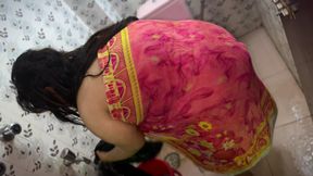 Desi Moti Gand vali Bhabhi toilet mein kapade dho rahee hai - Big ass Hot Bhabhi washing clothes in the bathroom &amp; shower