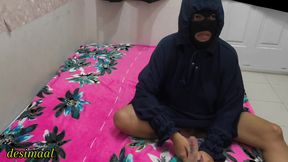 Muslim Hijab Girl planing for play with  Didlo ek tha Tiger Song