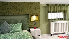 Stepbro and girl find a better place to rail in the house