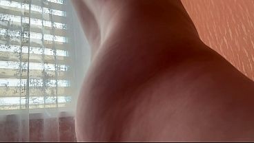 Freehands massive cumshot