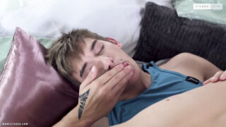 Il giovane Daniel Karrington e Denis Skala, grandi cazzi scopati analmente