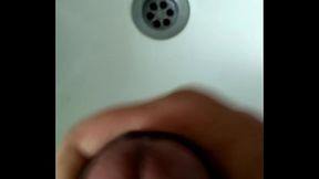 Una paja en el ba&ntilde_o