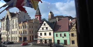 Wanilianna and Her Best Faces