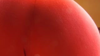 BIG FAT ASS DOING SQUATS IN RED YOGA PANTS