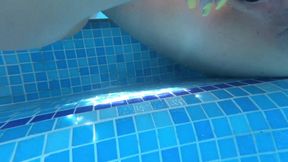 Under Water Dildo Fun