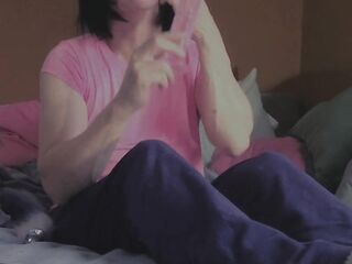 T-hotty Daphne is a natural doxy deepthroats a 7 inch sex-toy on 1st try