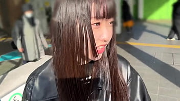 パート１うっすら腹筋のスレンダーちっぱいボディ美女