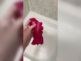 ФЕМДОМ Белые выделения из моей письки! Лижи мои грязные трусики!