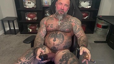 Update #249 (October 11, 2022) Telling you what I want to do with you while smoking a cigar!