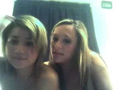 Two Blondes' Amateur Webcam Show