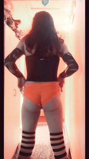 Tiny shorts in 1.5 speed ,tease me baby