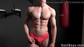 Casting perfect muscled twink