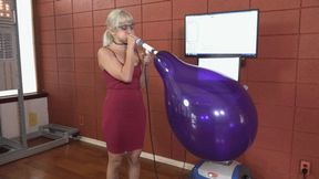 Sushii Blows a Qualatex 16-inch Balloon to Bursting (MP4 - 1080p)