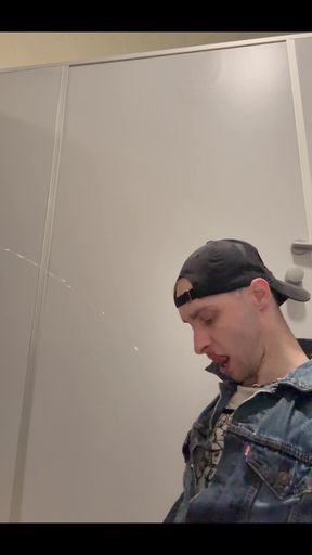 Gay Skinhead Kinkysirius Take a Gold Shower Public Toilet