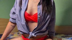 I Was Trying on Swimsuits and Ended up Masturbation