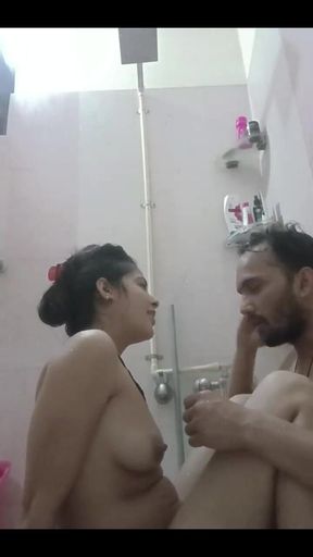 Devar Fucking Bhabhi in Bathroom When No One at Home