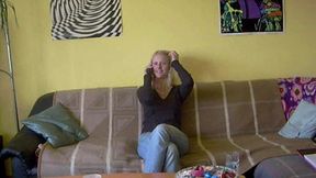 guten tag ich hab vor ihre tur gepisst