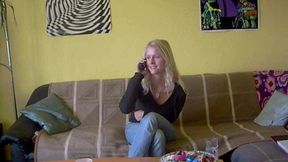 guten tag ich hab vor ihre tur gepisst