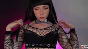 Hinata rides a monster dildo in sexy stockings