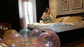 Emma sit pop big crystal 4K UHD