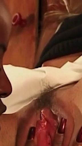 Mature Ebony MILF Kelly Gets Her Pussy Devoured by Blonde