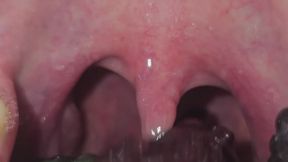 I swallow spider-shaped candy and my panties =]
