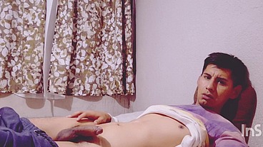 GAY EN EL CUARTO DE MI VECINO