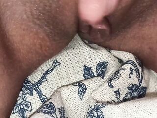 Quick masturbation large clitoris FTM boypussy