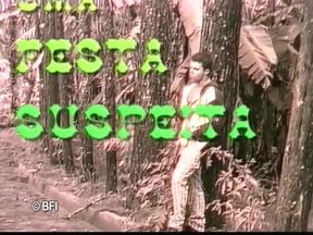 Uma festa suspeita.
